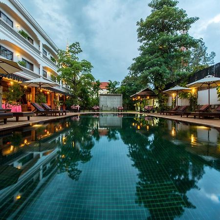 Lin Ratanak Angkor Hotel Ciudad de Siem Riep Exterior foto