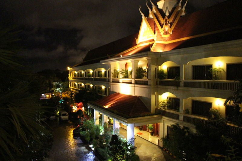 Lin Ratanak Angkor Hotel Ciudad de Siem Riep Exterior foto