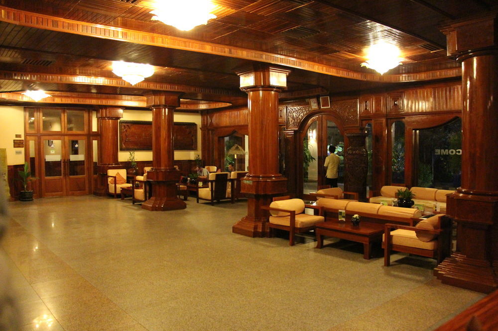 Lin Ratanak Angkor Hotel Ciudad de Siem Riep Exterior foto